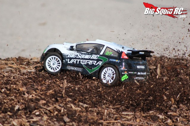 vaterra rally car