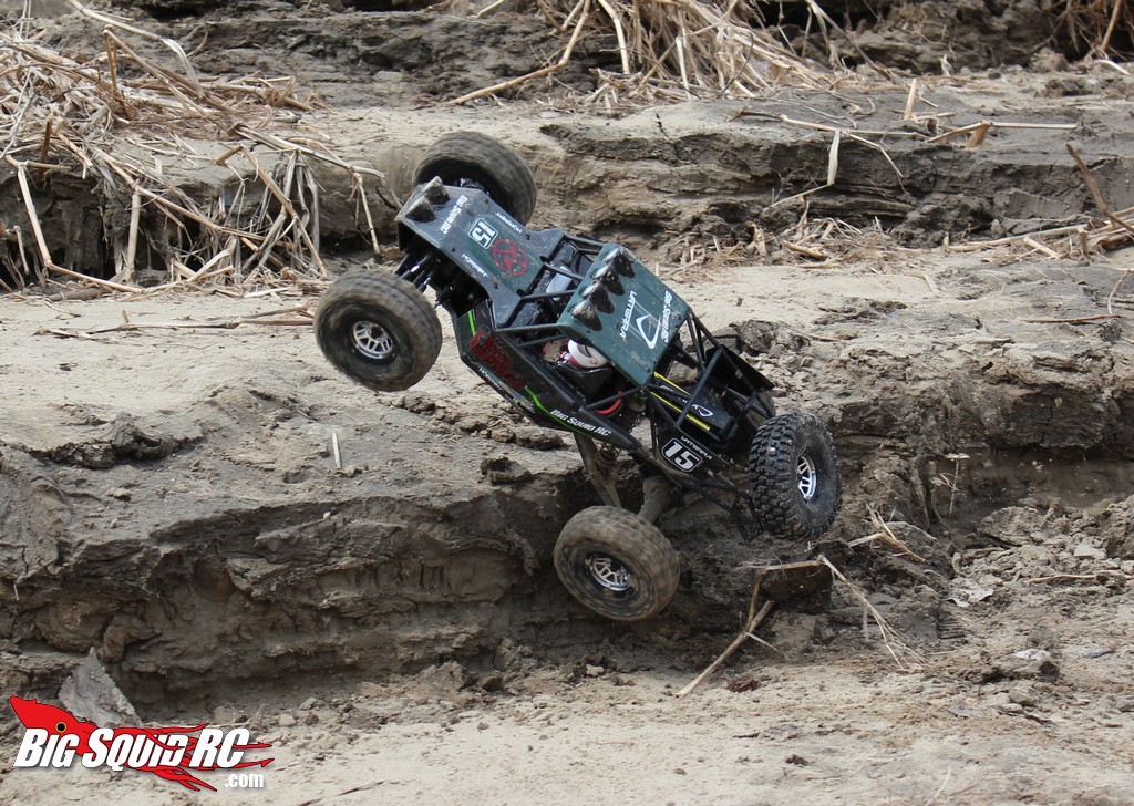 vaterra twin hammers 1.9 rock racer