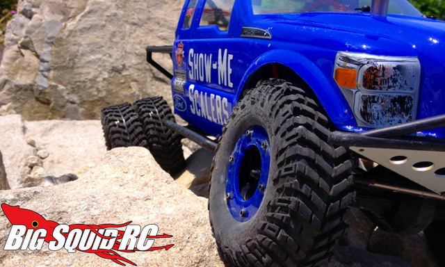 rc car with claws in tires