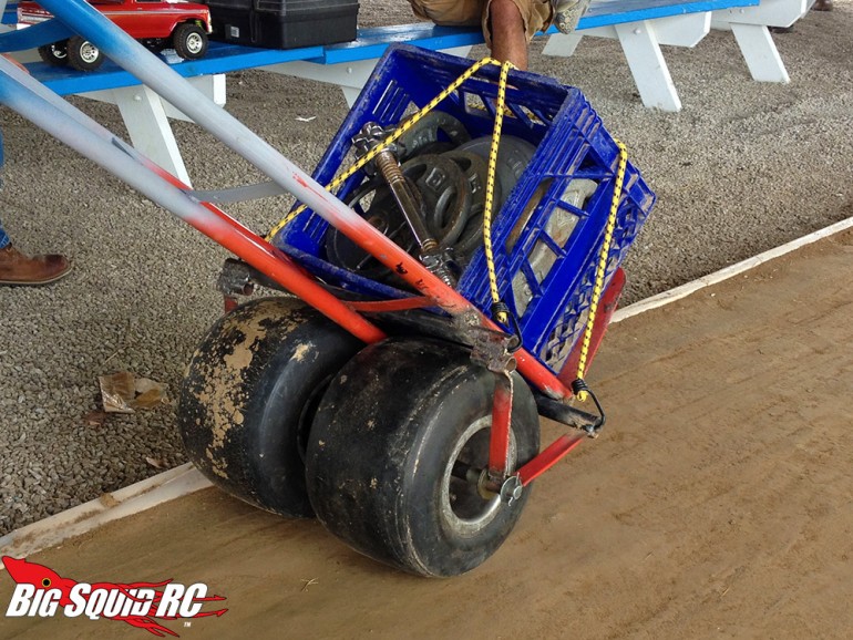 rc car that can pull 200 lbs