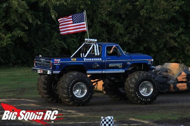 bigfoot-open-house-trigger-king-monster-truck-race00