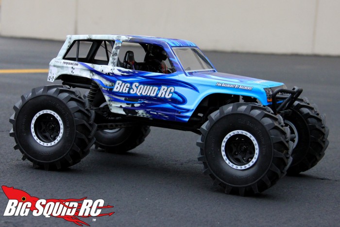 axial-wraith-spawn-freqeskinz-vinyl-wrap