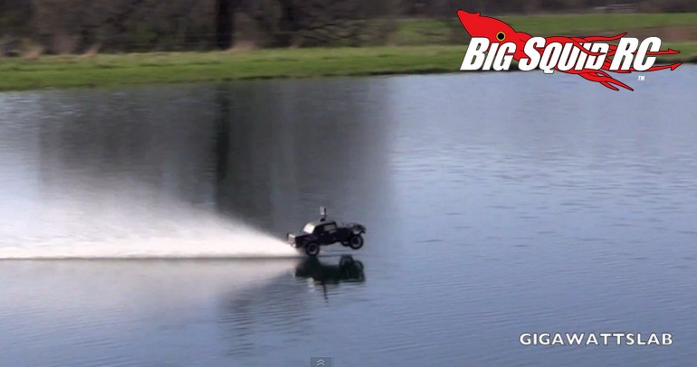 traxxas slash 4x4 hydroplane