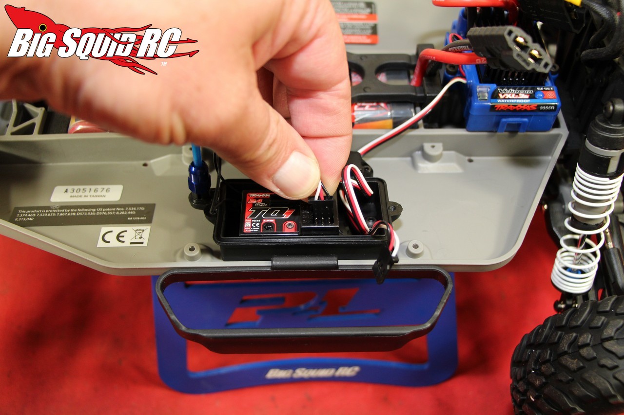 traxxas slash antenna installation