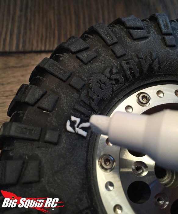 axial-dingo-white-tire-lettering3