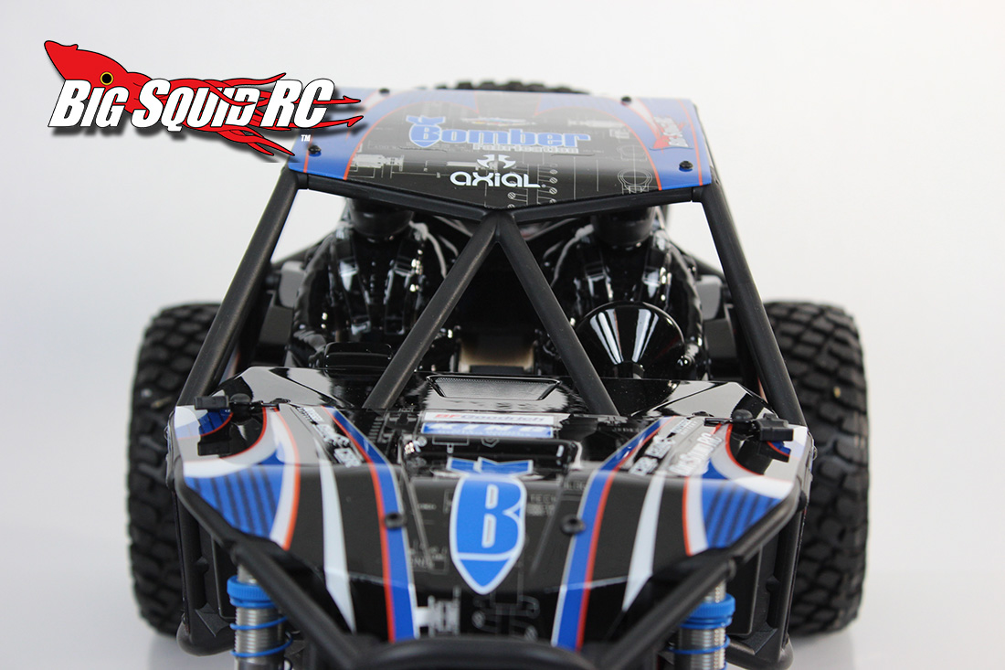 axial bomber rc car