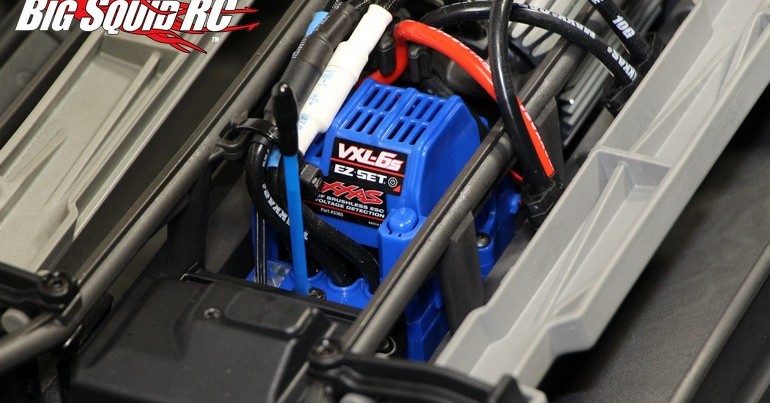 CrazyRacer Aluminium-Hinterradabdeckung Für Traxxas 1/5 6S & 8S RC Car – Blaues Ersatzteil, Modell 77076-4