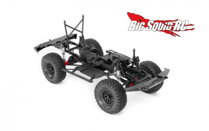 Axial SCX10 II Under Hood