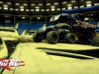 Worlds Biggest Traxxas X-Maxx Video