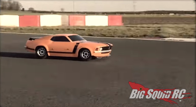 Video HPI Racing Baja 5R 1970 Ford Mustang Boss 302 Big Squid