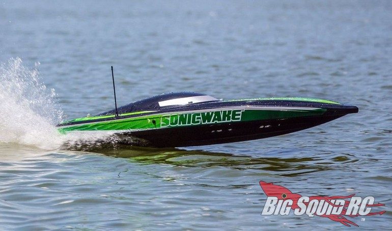 deep v rc boat