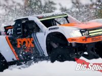 Traxxas UDR Unlimited Desert Racer Snow Freestyle Video