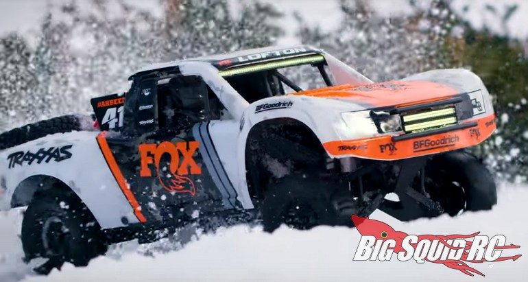 Traxxas UDR Unlimited Desert Racer Snow Freestyle Video