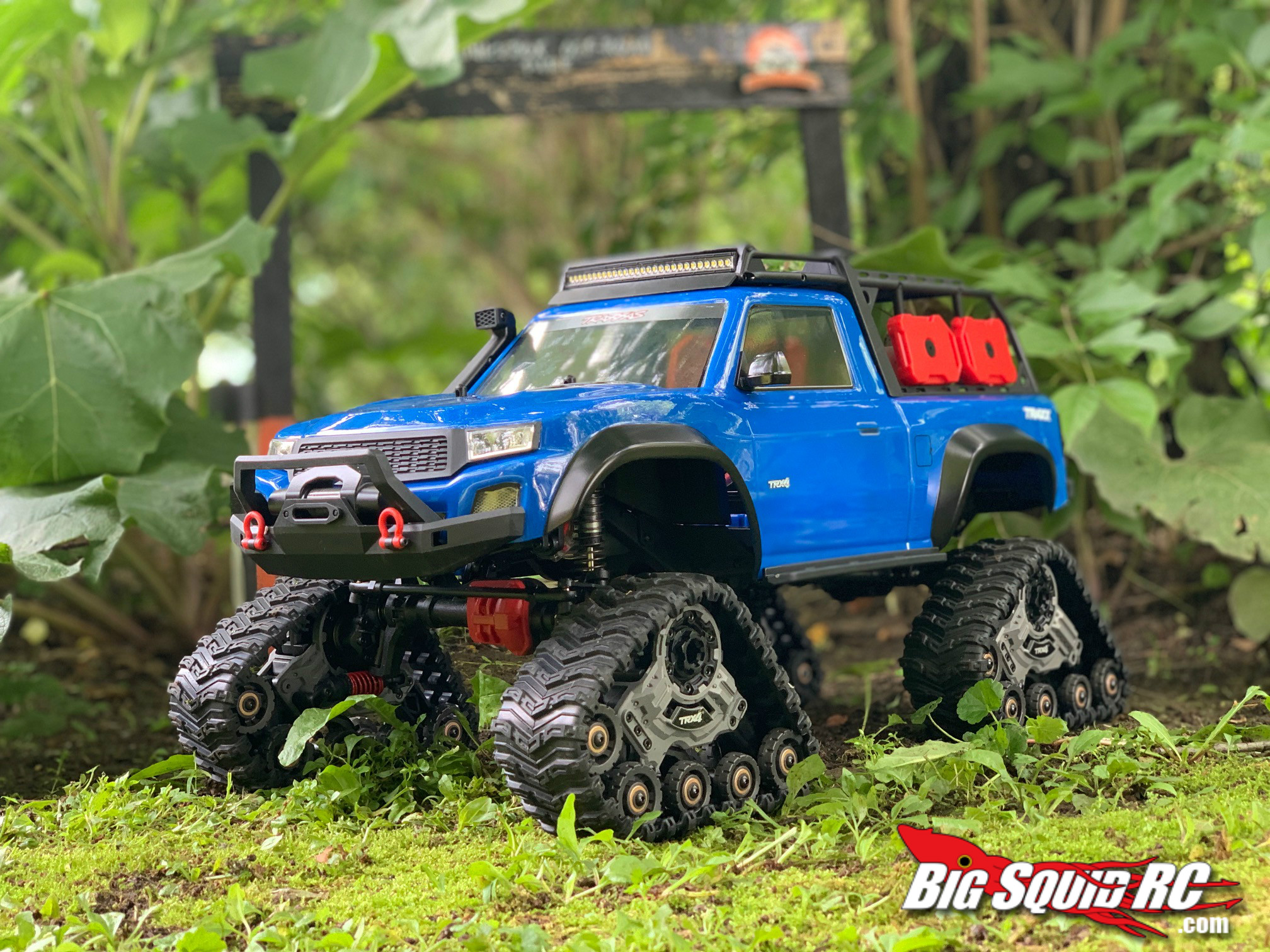 Traxxas TRX-4 Sport 1/10 Scale Trail Rock Crawler (Blue) [TRA82024-4-BLUE]  - HobbyTown
