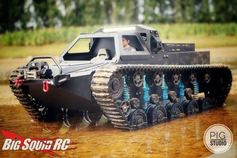 Pig Studio RC RipSaw Tank