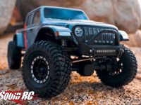 Pro-Line Jeep Gladiator Scale Crawling Video