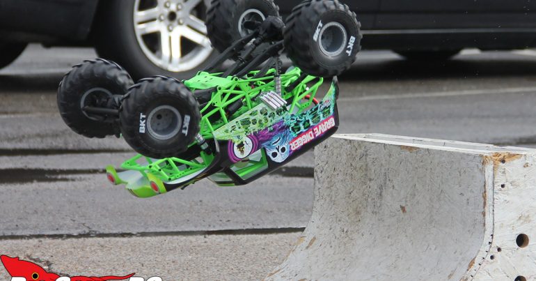 Grave digger rc axial on sale