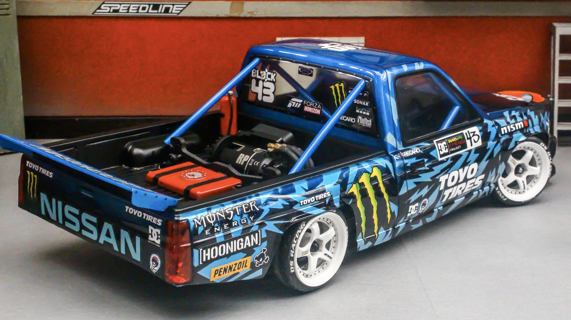 mini Hoon RC Drift Truck - Drift in your house! 