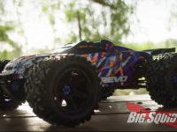 Traxxas E-Revo Hydroplaning Video