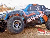 Traxxas Slash 4x4 Freestyle Video