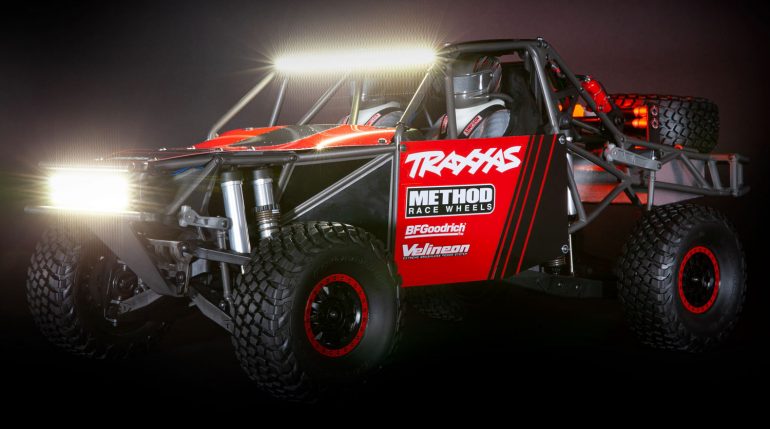 Traxxas Project Build UDR 4400 Class Race Rig