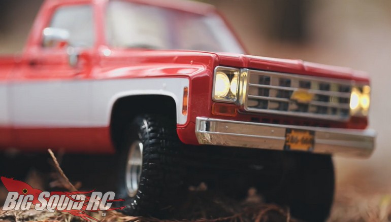 FMS 18th Scale Chevrolet K10 Driving In the Forest Video
