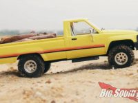 FMS Model RC Toyota 18th Scale Hilux Video