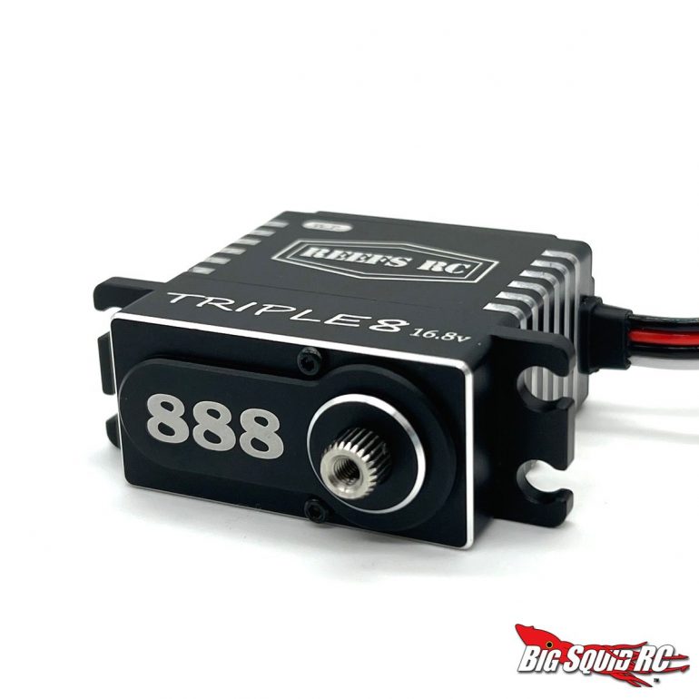 REEFS RC Triple 8 Servo - 4