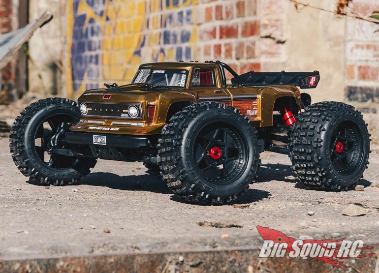 ARRMA Outcast 4X4 4S V2 BLX Stunt Truck RTR