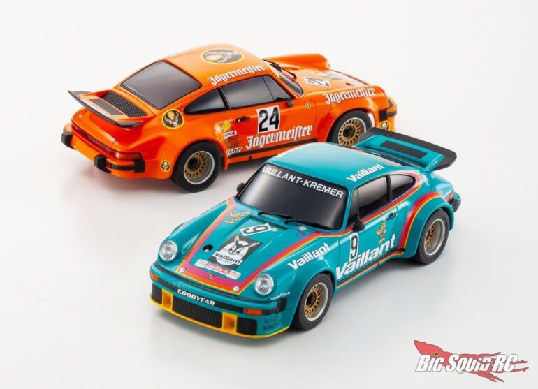 ミニチャンプス 1/43 ミニカー934イエガーマイスター PORSCHE Kyosho Porsche 934 RSR (1976) Jagermeister #24 & Vaillant #9 Mini