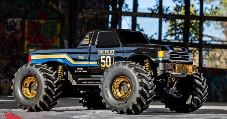 Traxxas X-Monster BIGFOOT 50th Anniversary RTR