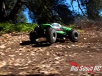 Traxxas Maxx Ultimate Dirt Jump Jungle Video