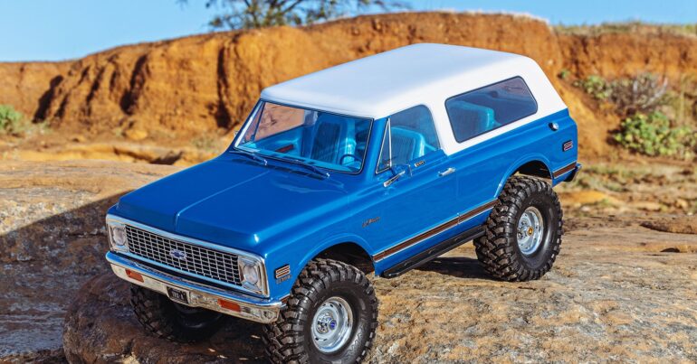 Traxxas TRX-4 Chevrolet Blazer 1972 : un crawler RTR avec intérieur détaillé